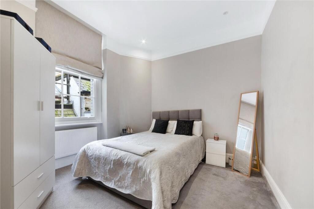 Brand New Splendid 3 Bed In Marylebone * London